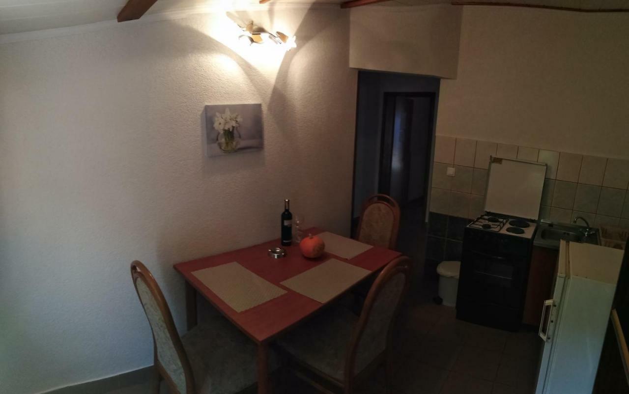 Apartman Rodic Omiš Екстериор снимка